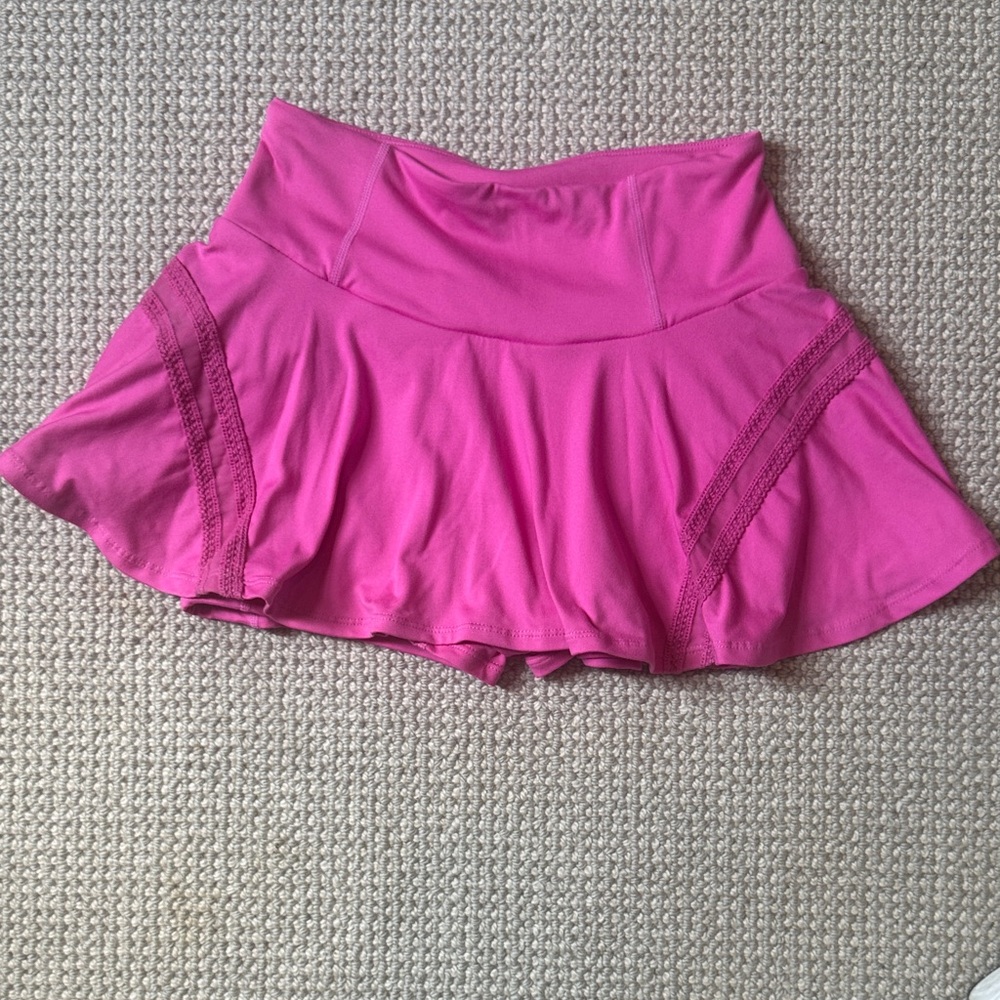 Free People Women's Pink Athletic Skirtwith Flared Hem - Picture 2 of 3